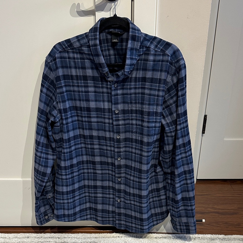 Men's Eddie Bauer Blue Plaid Button-Up Shirt